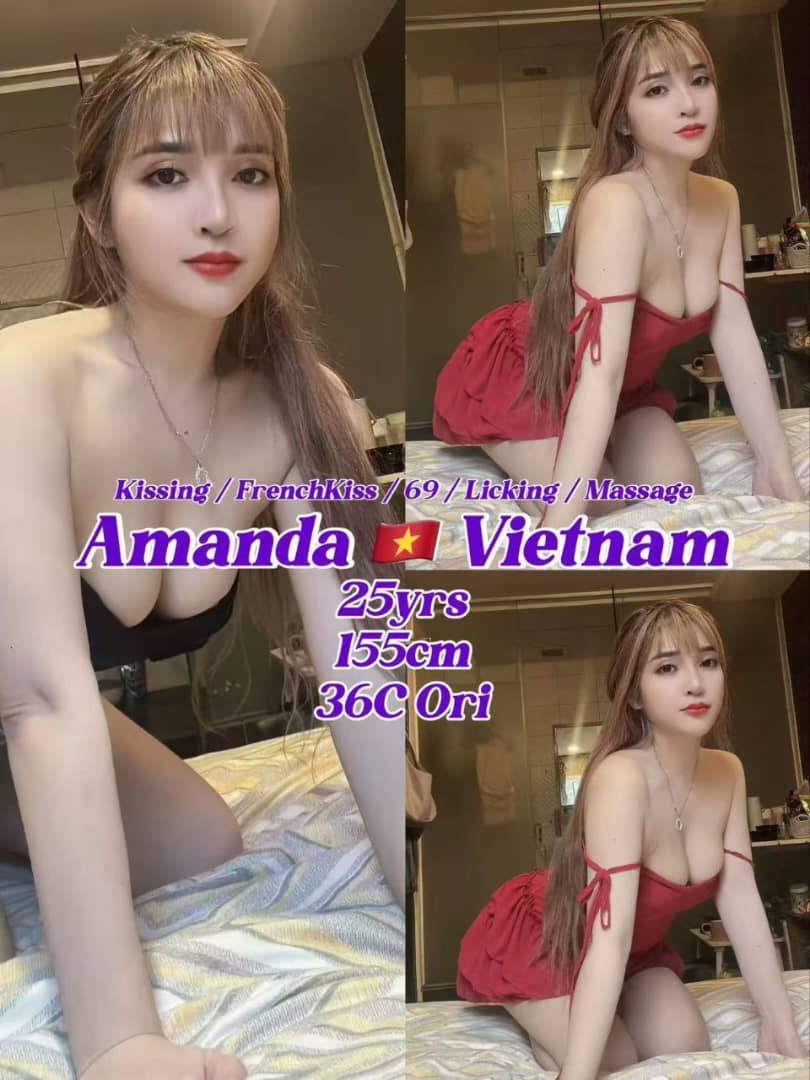 Amanda JB Escort Model