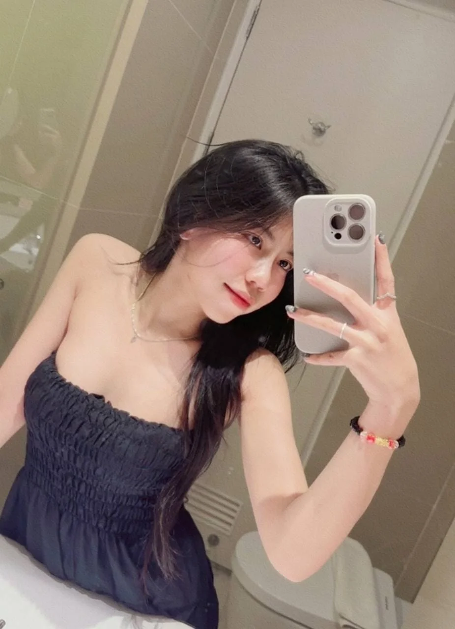 Desta JB Escort Model