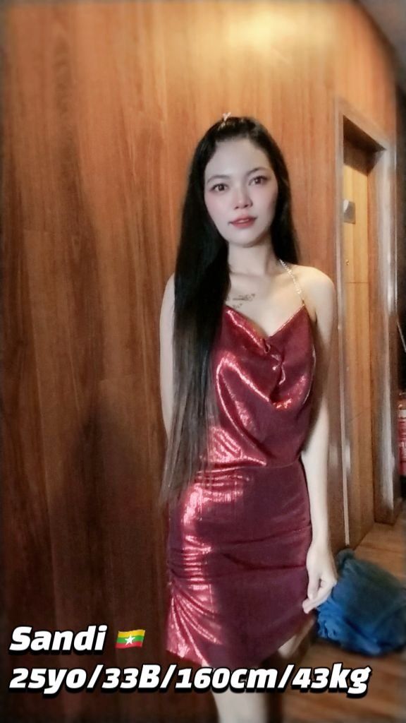 Sandi JB Escort Model