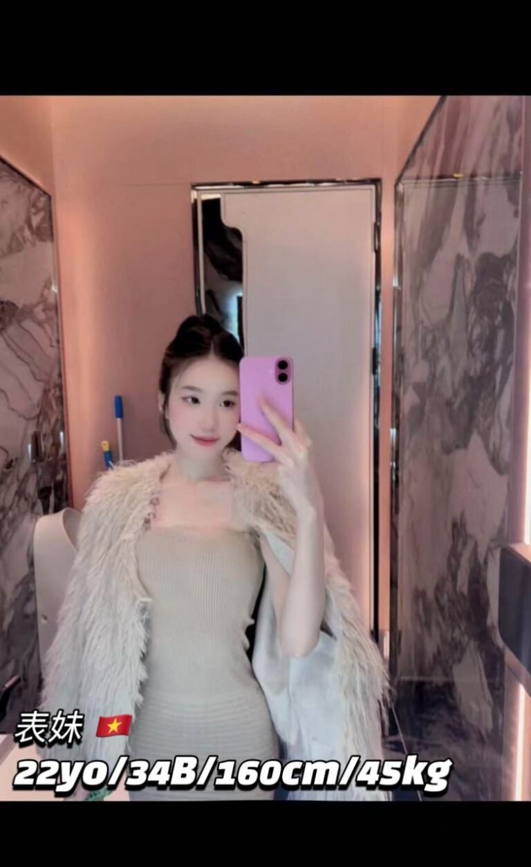 BiaoMei JB Escort Model